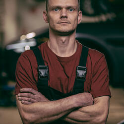 Денис Кашинцев